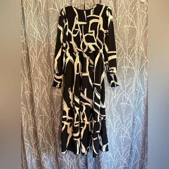NWOT Long Sleeve Maxi Dress size Large - Picture 4 of 7